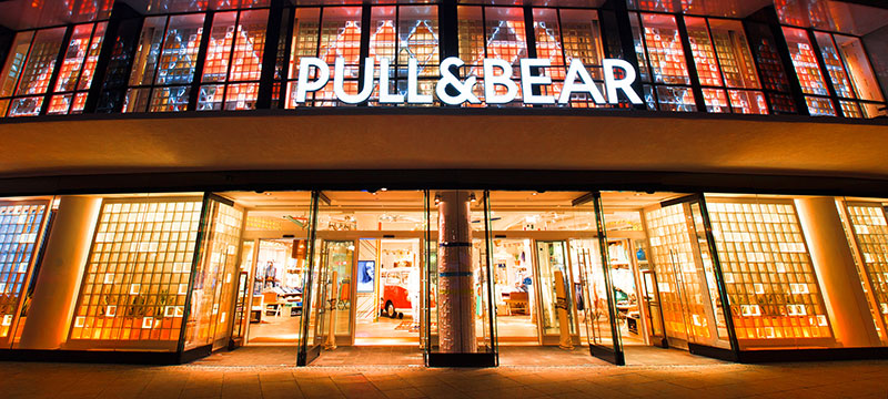 pull-bear-vetrina